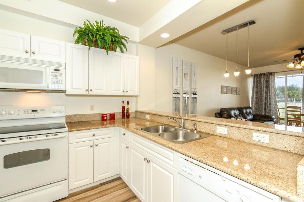 Free Golf! Stay, Play, Work From Luxury 2Bdr Plus Den 1St Floor Villa In Lely Golf Resort North North Naples エクステリア 写真